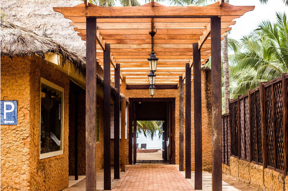 Anomabo Beach Resort Anomabu Esterno foto