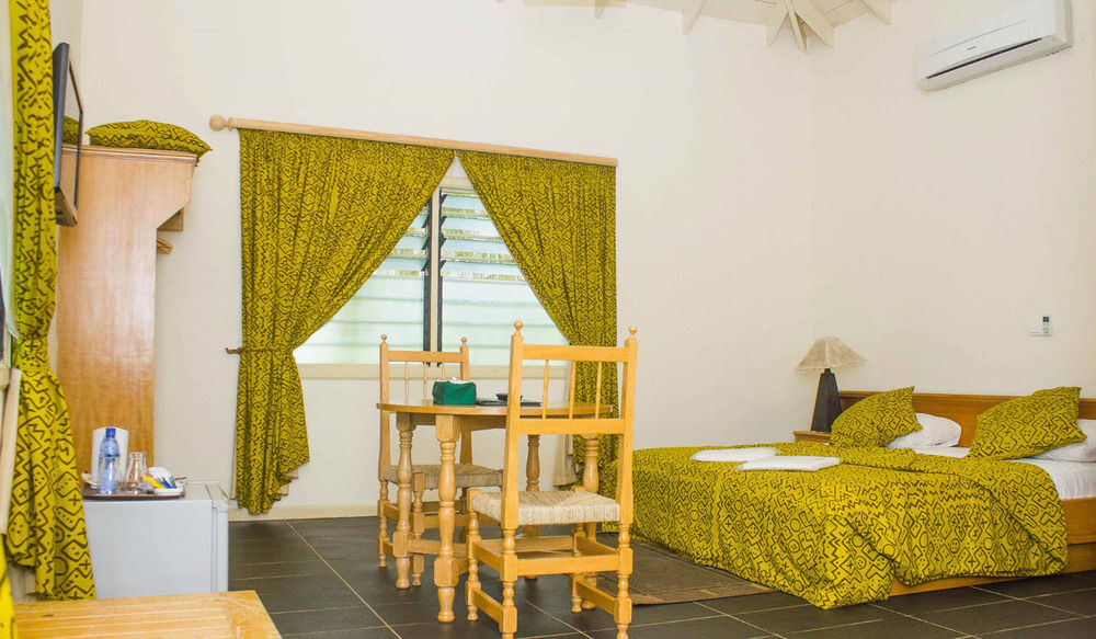 Anomabo Beach Resort Anomabu Esterno foto
